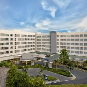 Hotel Park By Radisson Clark ****