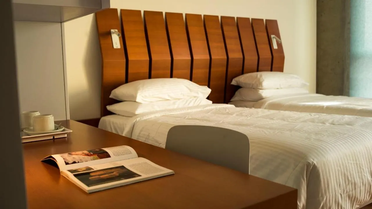 Bossa Nova Beirut Hotel 4*,